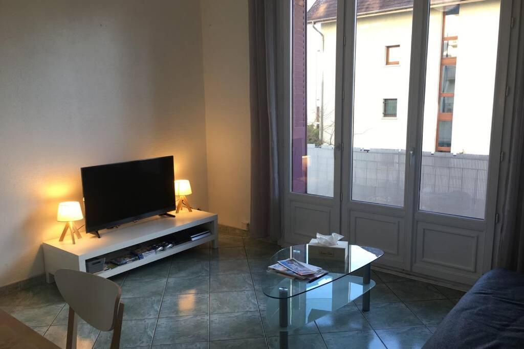 Les Iles - Parking, Balcon, Netflix & Ps4! Apartment Анси Екстериор снимка